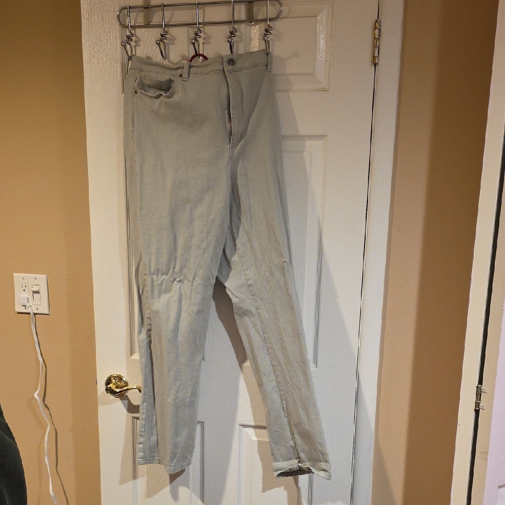 Gloria Vanderbilt Light Grey-blue Jeans